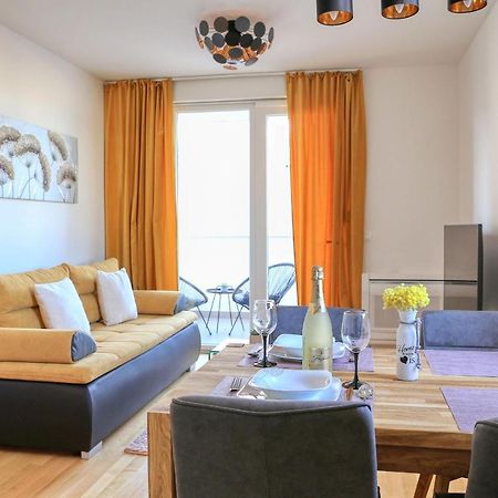 Barbara With Private Parking In The Garage Apartment Zadar Exterior foto