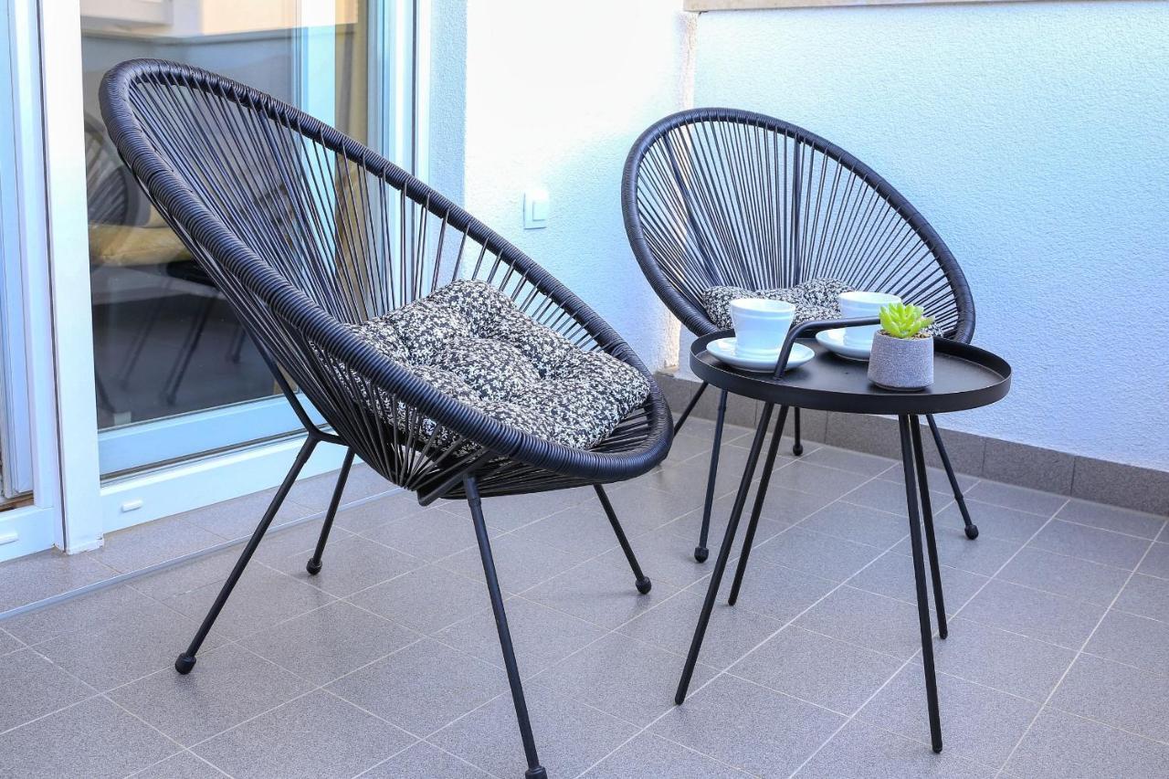 Barbara With Private Parking In The Garage Apartment Zadar Exterior foto